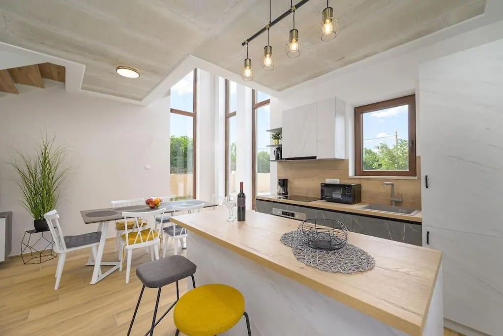 Villa Emma By Istrialux Jursici 0*,